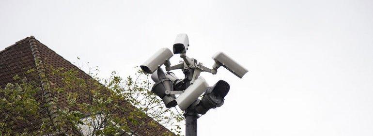 Regeringen åbner for kommunal overvågning af nattelivet