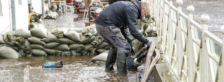 Vandløbsekspert: Vi er selv skyld i byernes oversvømmelser