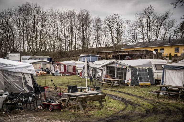 Omstridt campingplads ryddes helt til vinter