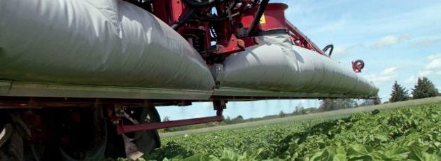 Regeringen klar til at inddrage pesticid-sprøjterne