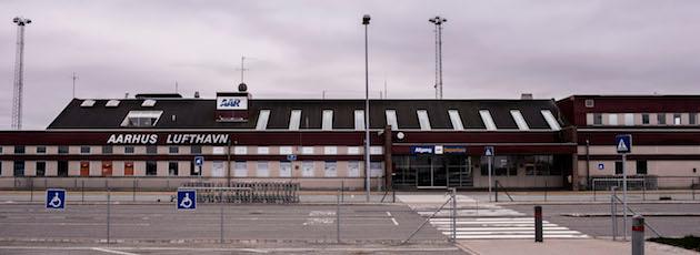 Borgmester fyrede lufthavnskritiker