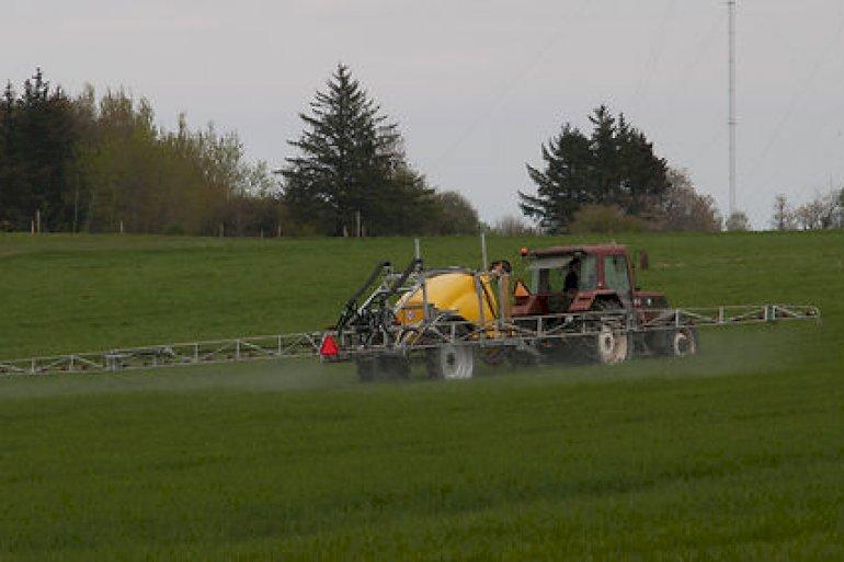 Pesticidaftale: Sprøjteforbud nær vandboringer tidligst i 2022