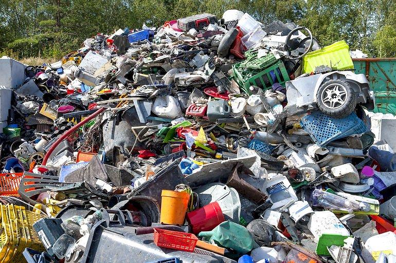 Regeringen vil have danskerne til at sortere ti typer affald