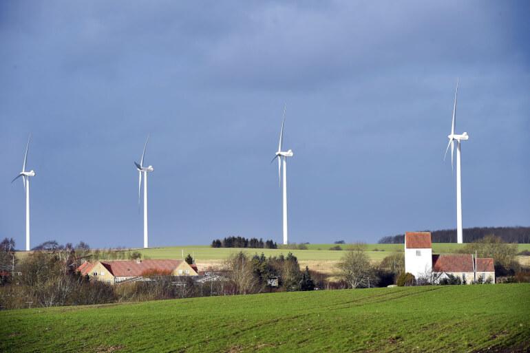 Kirker bruger vetoret til at modarbejde vindmølleprojekter